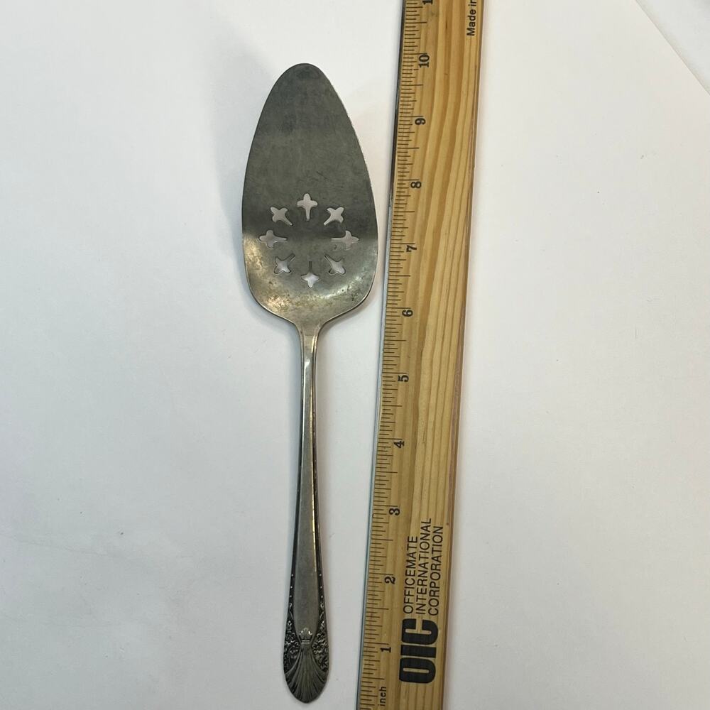 Vintage crown silver plate radiance pattern dessert server tarnished replacement